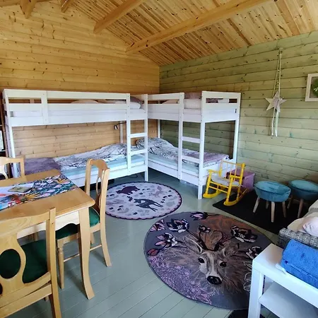 Satukurki-vierasmaja - Simple And Cute Campingplads