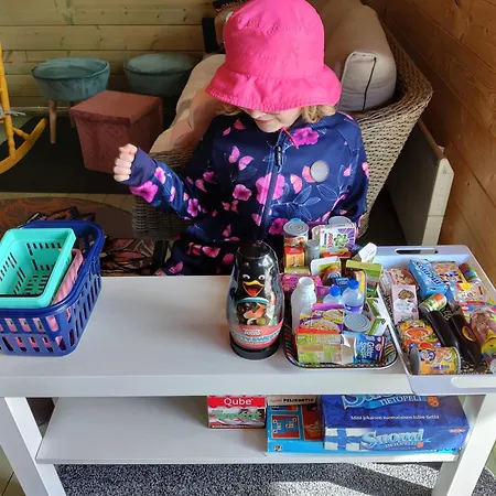 Campingplads Satukurki-vierasmaja - Simple And Cute Sastamala